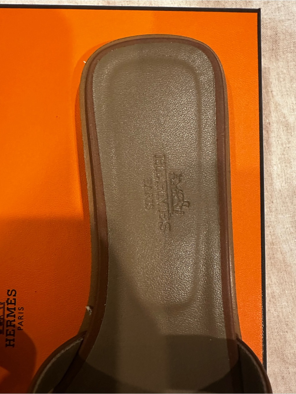 Hermes Brown Oran Slide Sandals - Women's - Picture 3 of 5